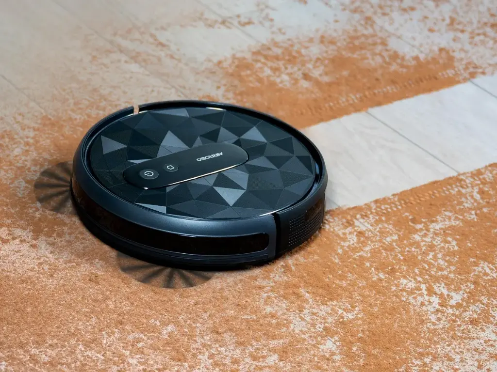 AirRobo Vacuum Cleaning Robot